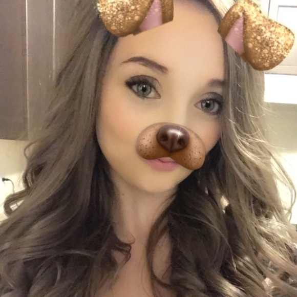 Meet your Posher, Lauren - Picture 1 of 1